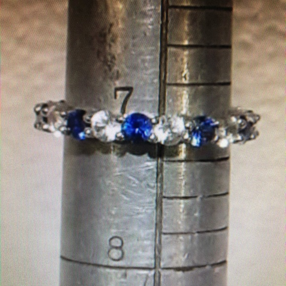 Sold - Picture 3 of 8